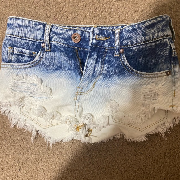 Ripped blue jean shorts - Picture 1 of 1
